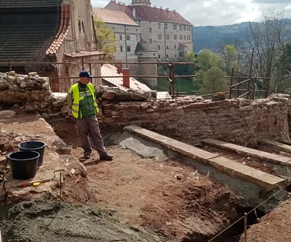 Na zámku v Náchodě vrcholí komplexní obnova Zámeckého kopce